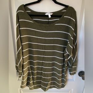 Market & Spruce Olive and White Knit Top